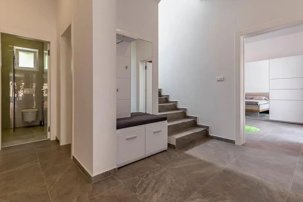 Villa Tamara - 5 Min To Medulin Beach - Istriensonne 0732