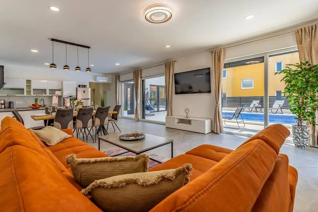 Villa Tamara - 5 Min To Medulin Beach - Istriensonne 0732