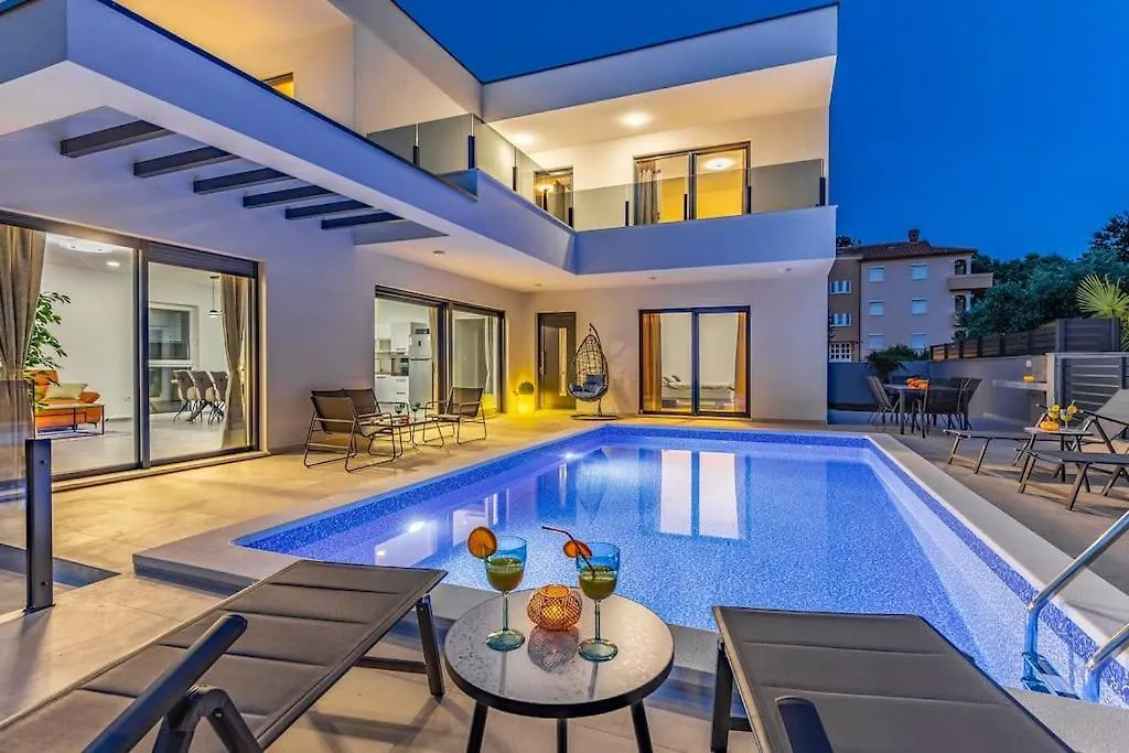 Villa Tamara - 5 Min To Medulin Beach - Istriensonne 0732 크로아티아